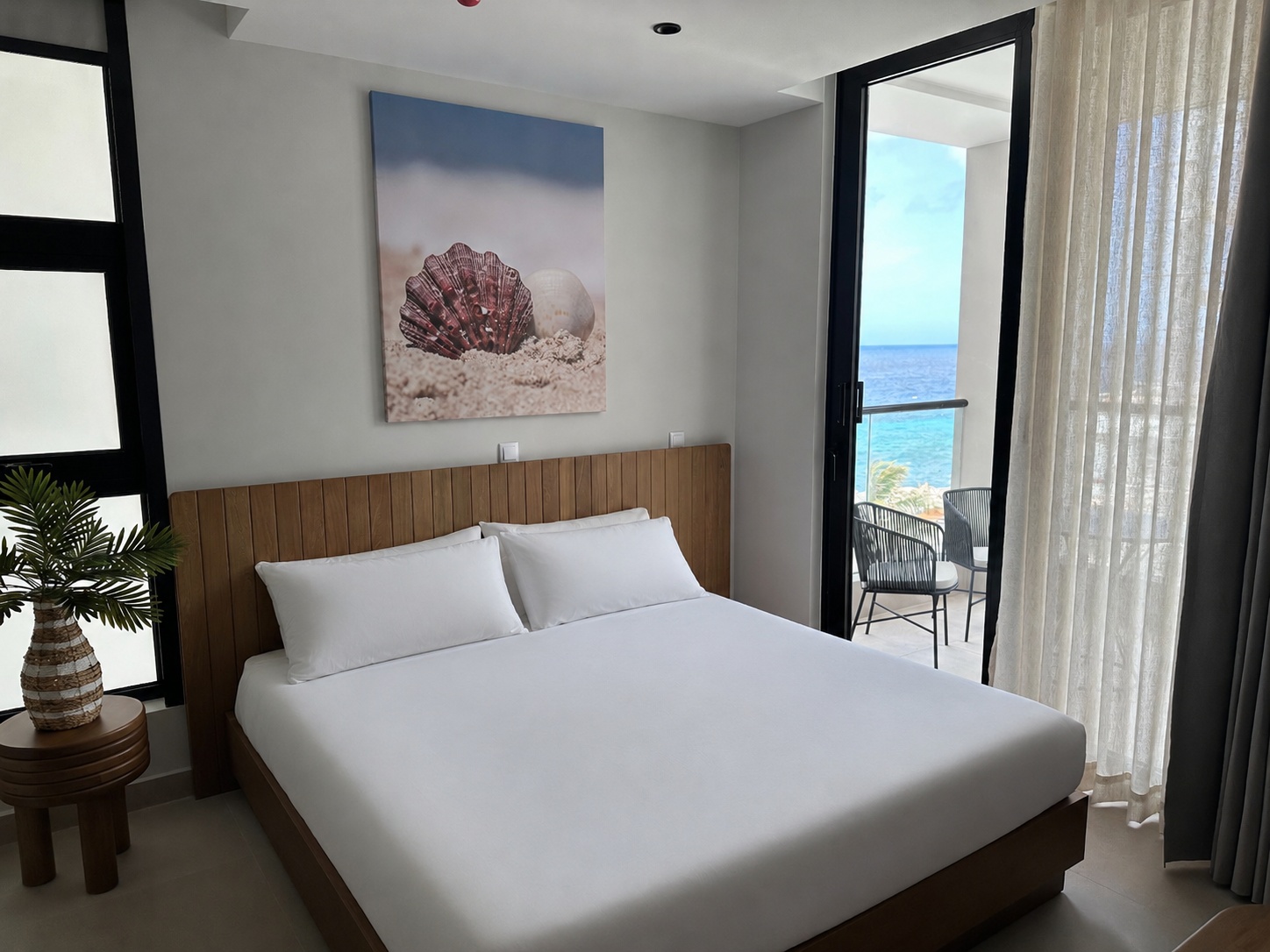 Masterbedroom met zeezicht - appartement 406 Curaçao